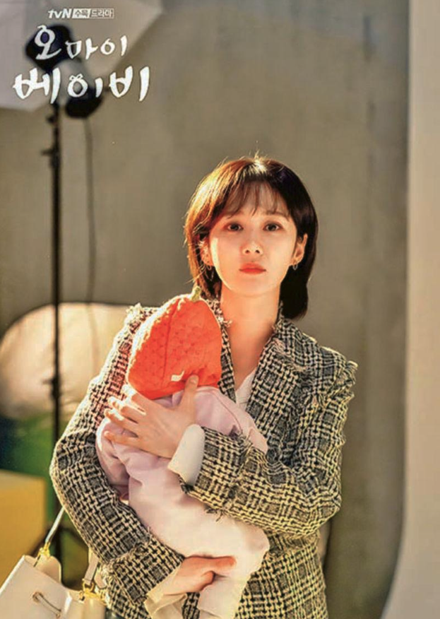 一位女網友指，家中奶奶聽到消息後改口風，叫她過一段時間再生仔。