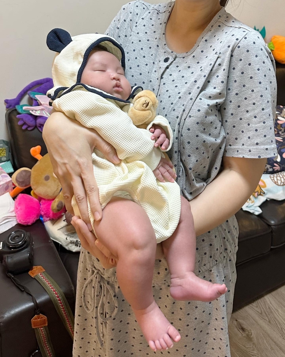 孫慧雪細仔一個月大時已經要換M碼尿片。