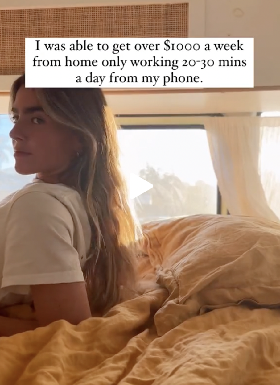 博主媽媽其實靠經營社媒擁有收入來源,網民認為她的立場並不成立。