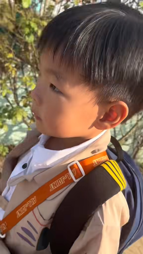 媽媽指，兒子連續2天沒遲到。