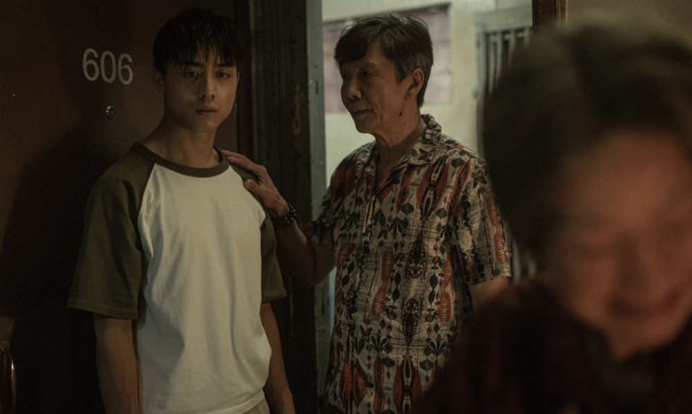 有網民指出：「孤兒仔都可以申請，18歲寄養家庭必須搬出」。