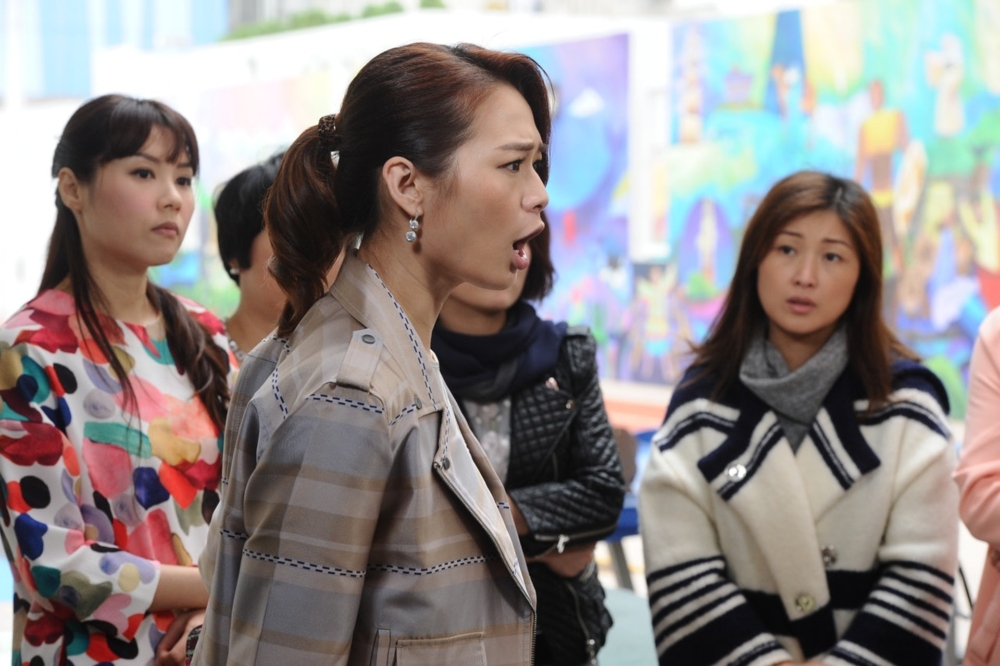 港媽質疑：「有人濫用機制資源」、「好多都叫人扮同情快上樓」。