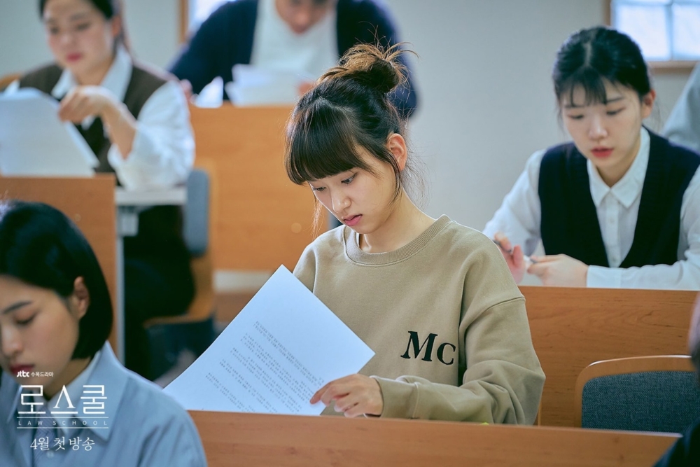 媽媽當時不鼓勵女兒讀大學時工作,認為:「讀書時期,就應該好好學習」。