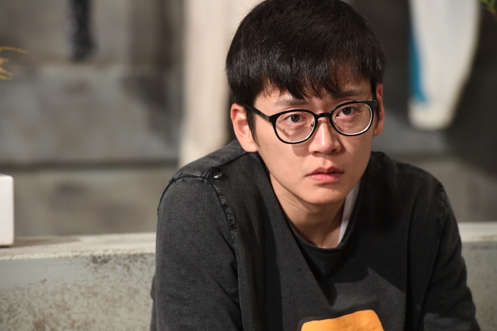 男子做麵攤生意，收入不穩定，難以給女朋友結婚承諾。