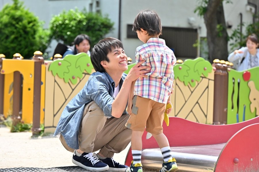 男子最終擅自幫兒子辦理轉學手續。