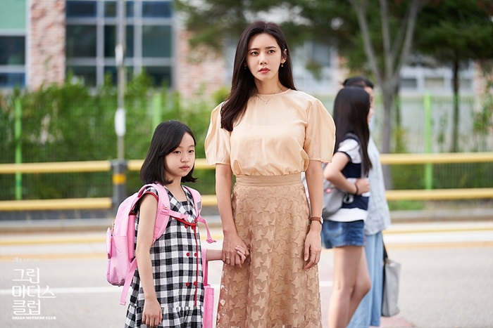 媽媽卻擔心女兒住院會耽誤學習。