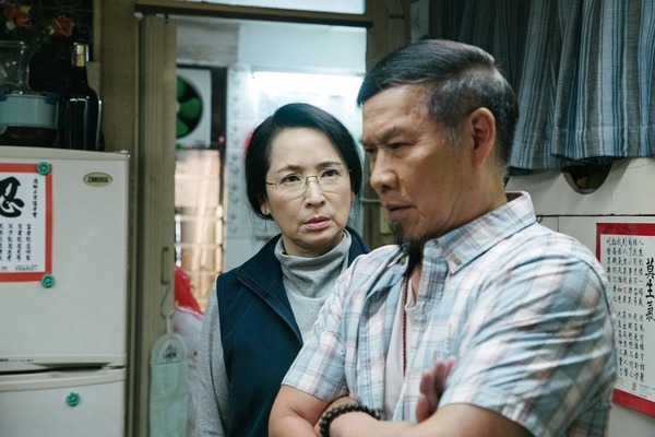 丈夫任何事都要求太太聽他話，經常搬出聖經經文說事。