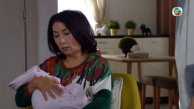 事主媽媽為了照顧寶寶,要辭去工作