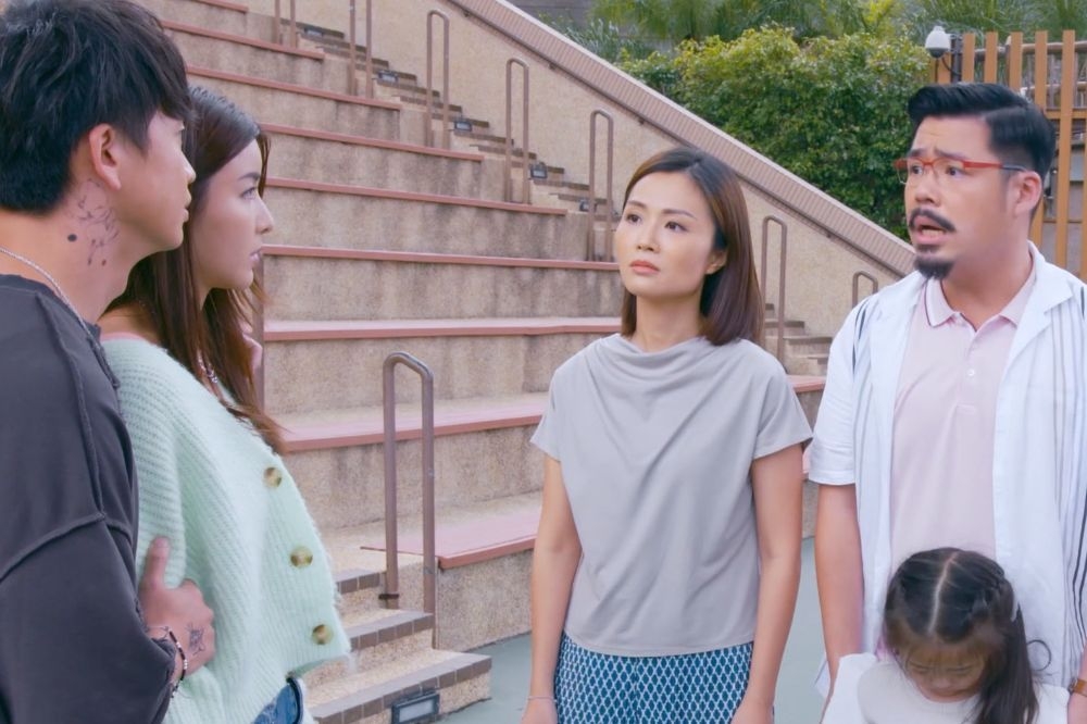 台灣一名人妻急問：「親戚小孩想放我家養，怎辦」。