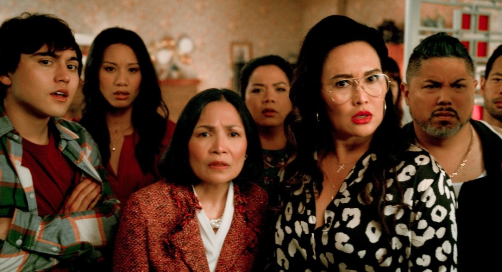 事主退群後大概10分鐘都沒人敢說話,伯母第一個問事主媽媽是什麼意思,然後又吵了起來。