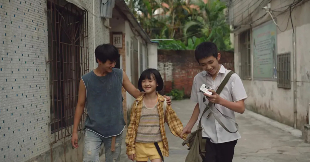 美國的結果顯示，年長的兄弟姊妹和年齡差距較小的兄弟姊妹往往對幸福感影響最嚴重。