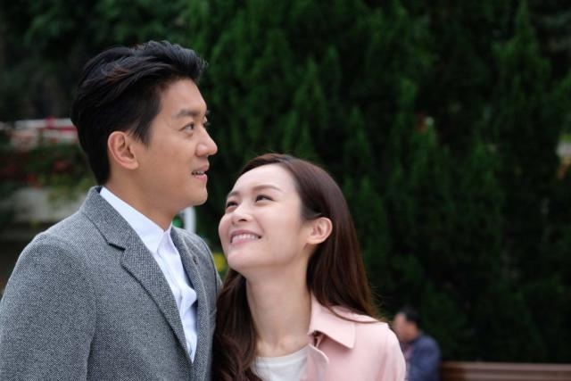 大多網民都一面倒反駁，認為這是丈夫應做的事。