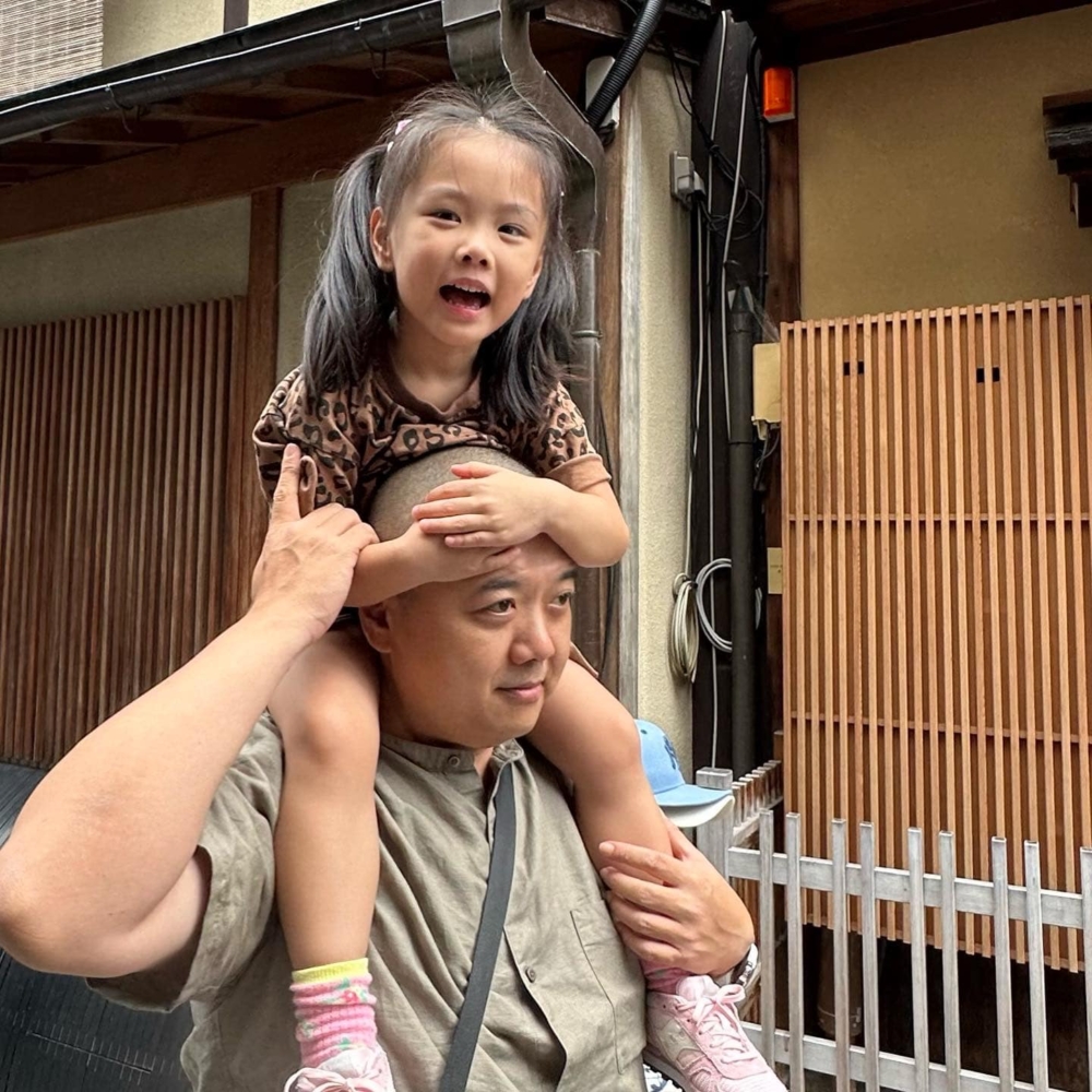 林子聰女兒菲菲今年5歲喇!