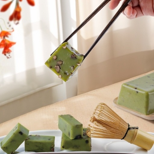 恆香老餅家抹茶紅豆年糕。