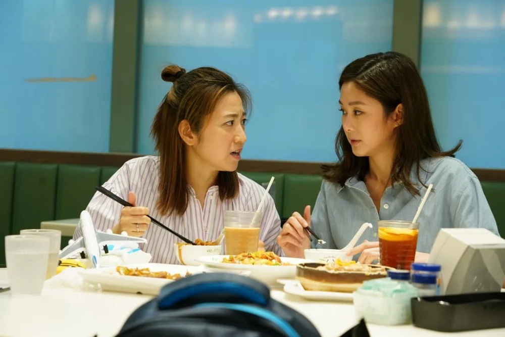 一位女網友表示,自從姑仔知道自己是小康家庭後,狂逼自己也出一份錢養奶奶。