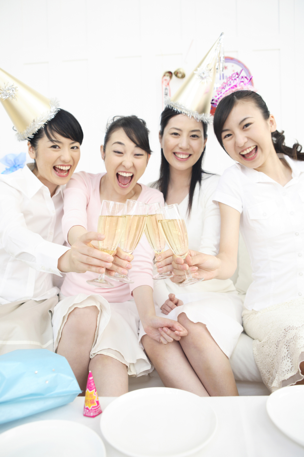 伴娘需在新娘的單身派對中贈送指定禮物