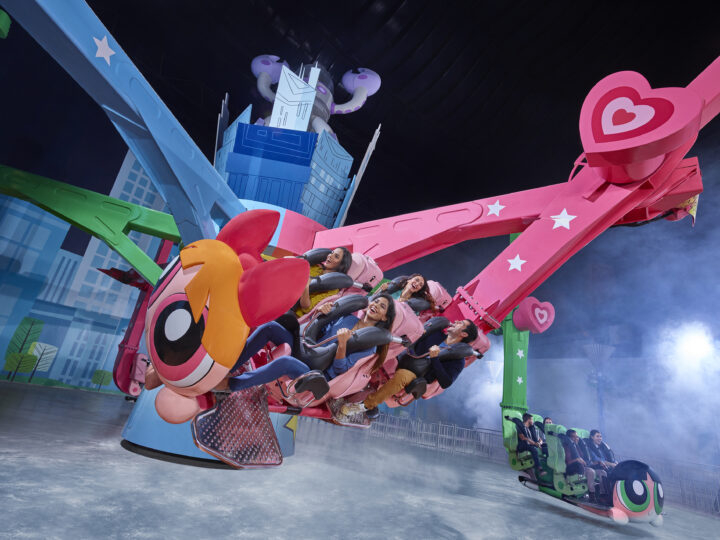 感覺能飛起來的飛天小女警旋轉項目！