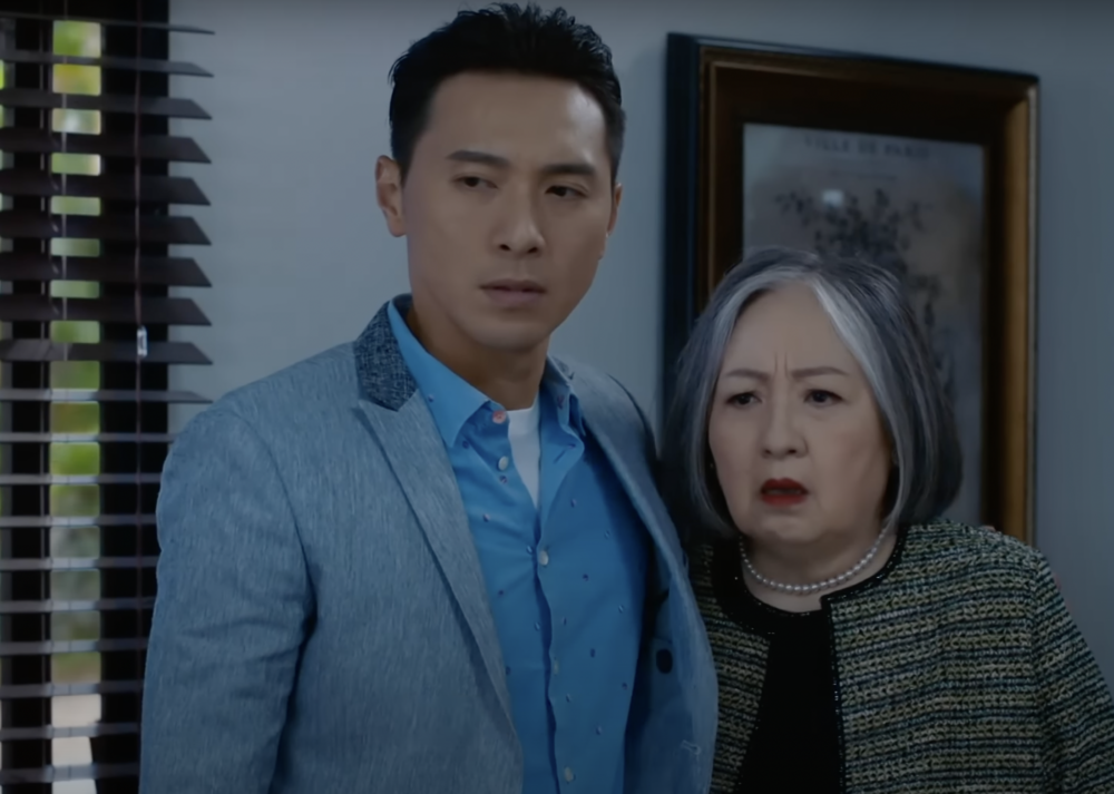 奶奶無法忍受新抱難相處,最終請兒子一家搬出去住。