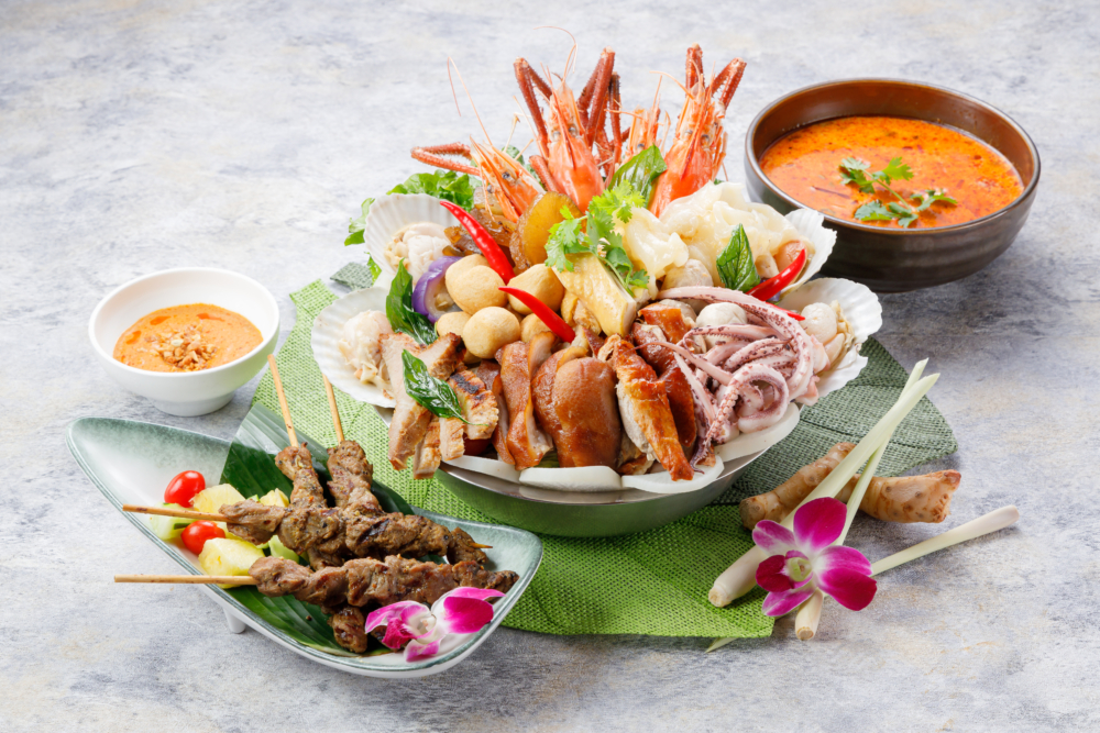 城景國際中餐廳「樂雅軒」呈現「Amazing『泰』富貴泰式盆菜」。