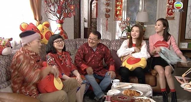 他糾結應否告知該名親戚。