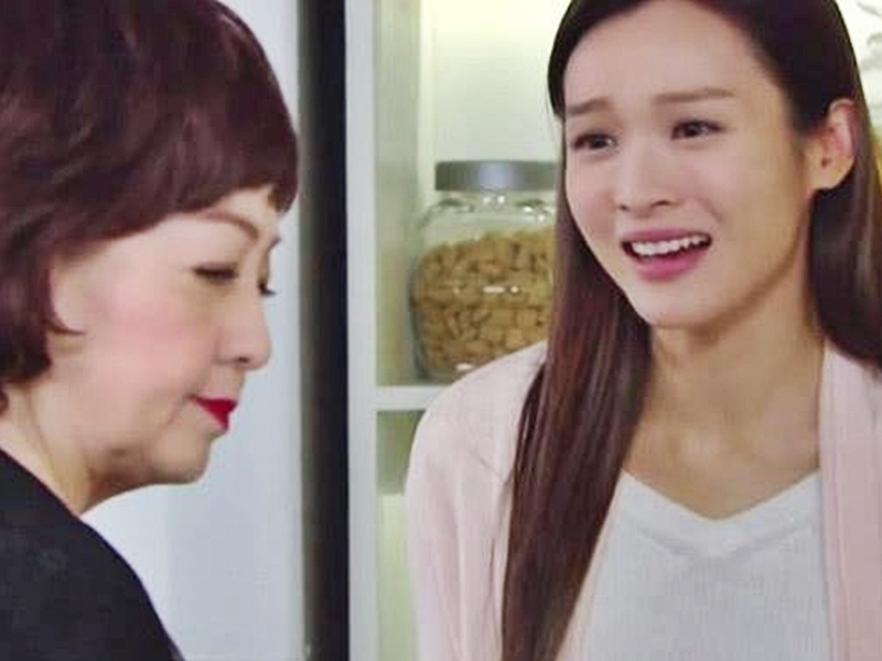 奶奶想該名人妻即時安排手術,提前剖腹取出孩子。