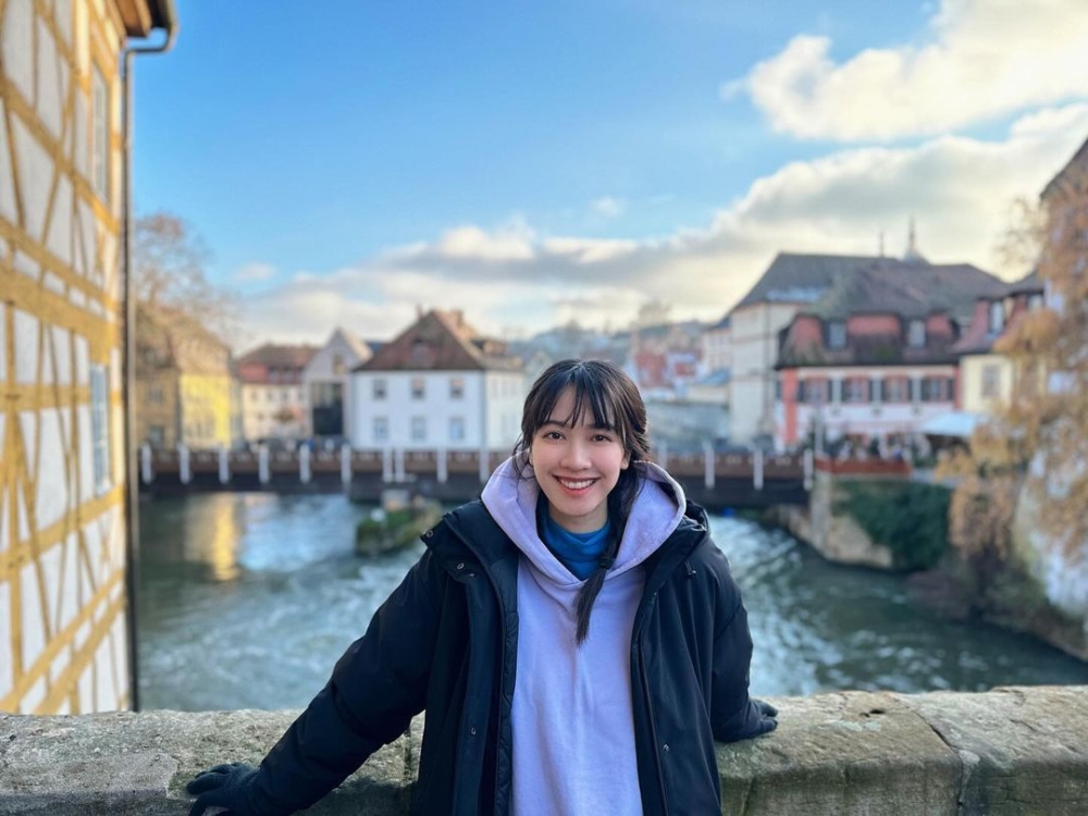 朱千雪於情人節上傳影片分享媽媽經,表示肚內的是「小情人」。