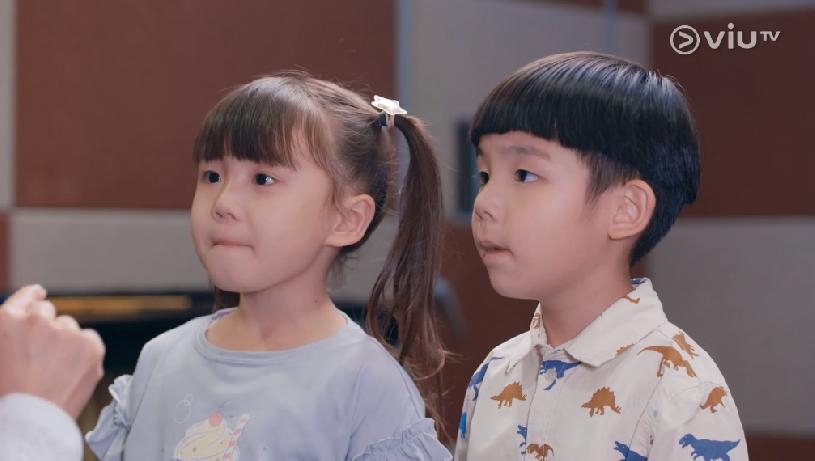 有補習老師分享了一對讀小學兄妹的優秀表現及時間表。