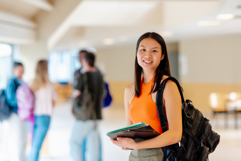 全新制度下,IELTS(雅思)的成績要求由最低5.5分提高至6分。
