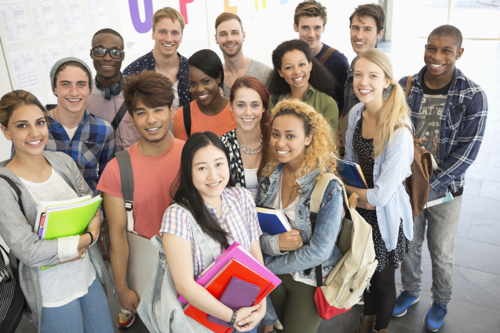 外國人認為英文基本上能夠溝通表達到就可以了