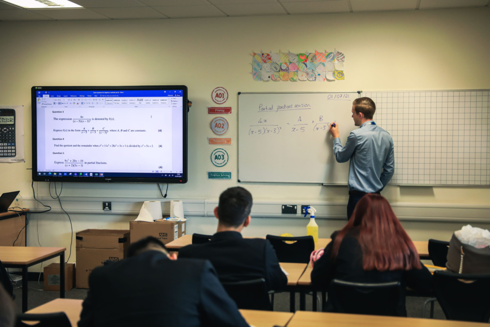 Bishop Vesey's Grammar School是英格蘭中部著名學校