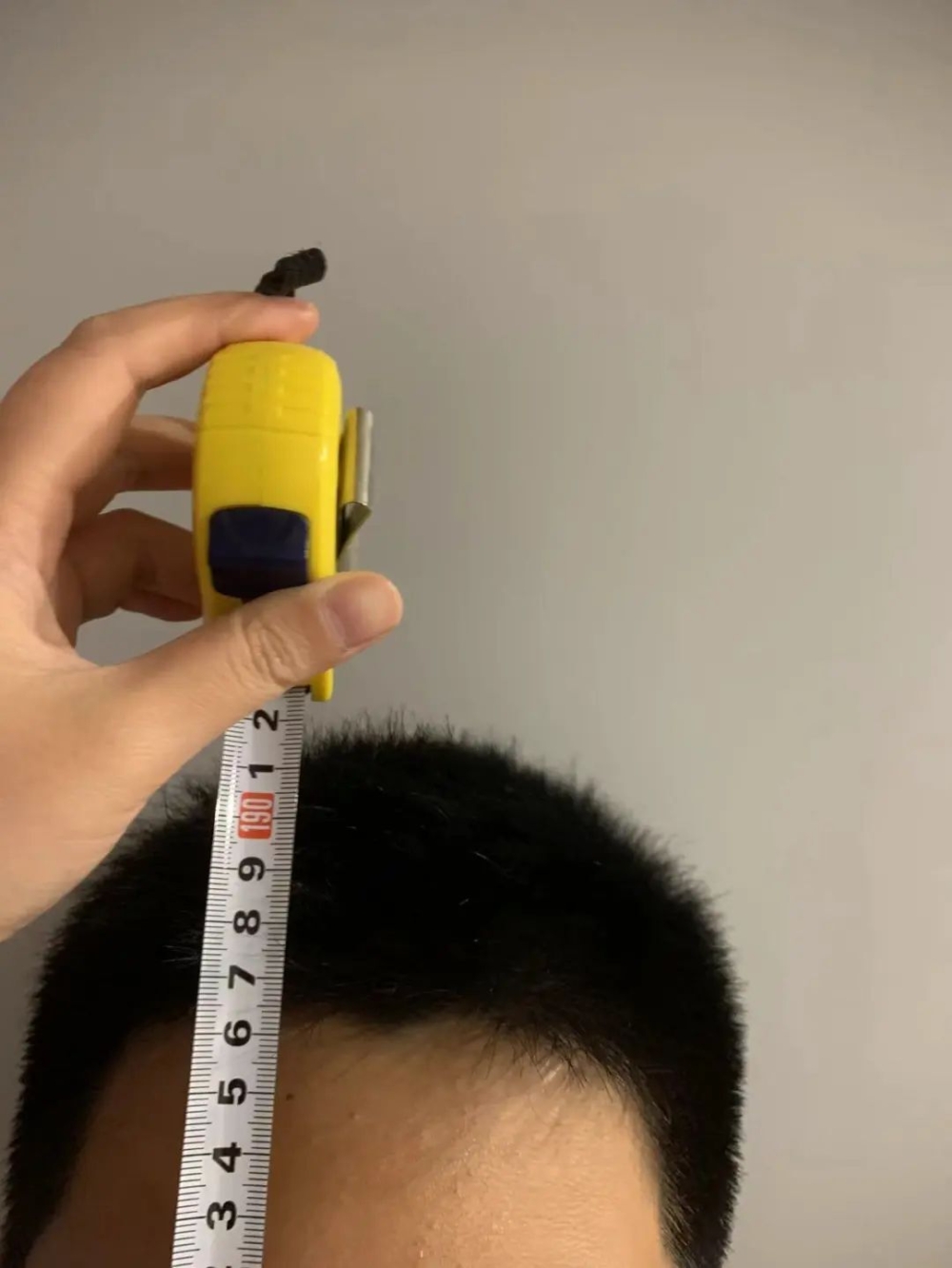 兒童增高|男童一年內迅速長高。