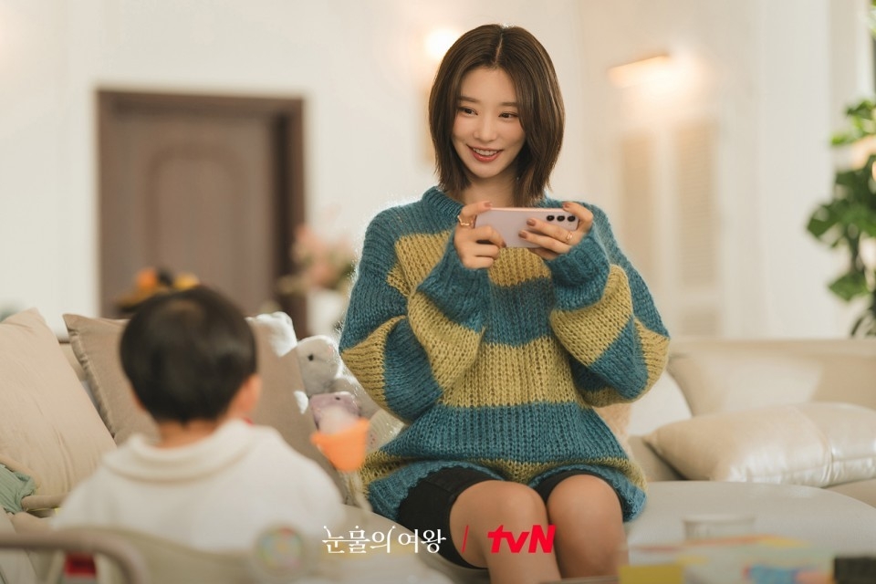 人妻想要做全職媽媽陪伴孩子成長。