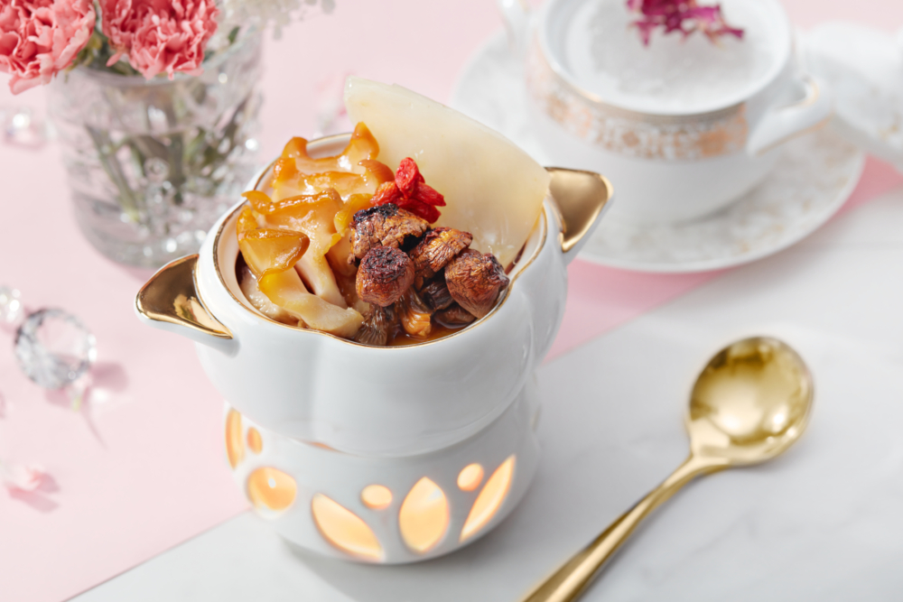 姬松茸杞子螺頭燉花膠湯