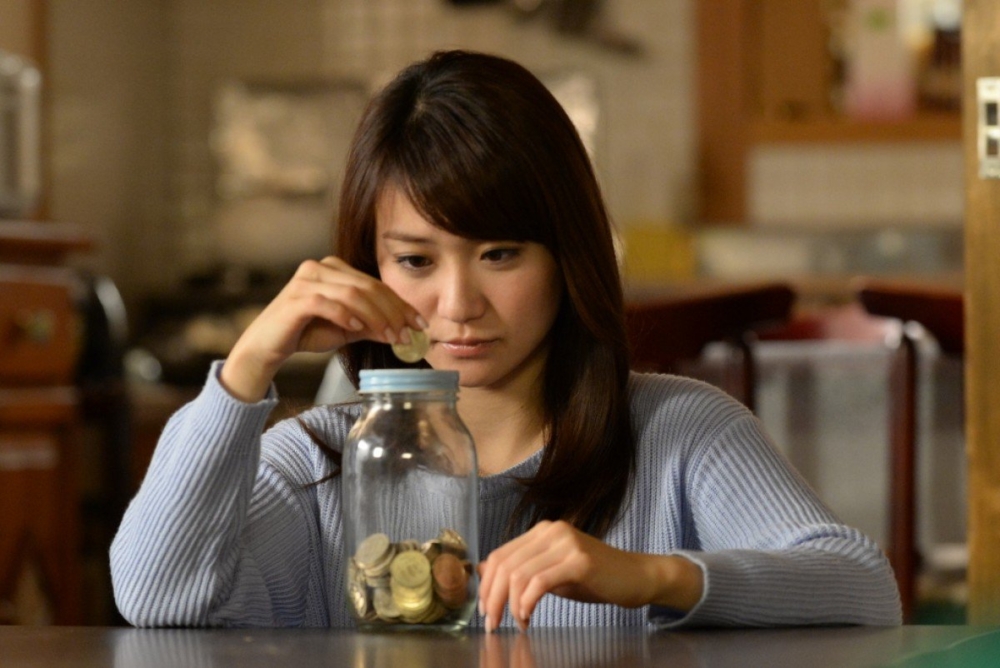 港女擔心月薪太少無法買樓。