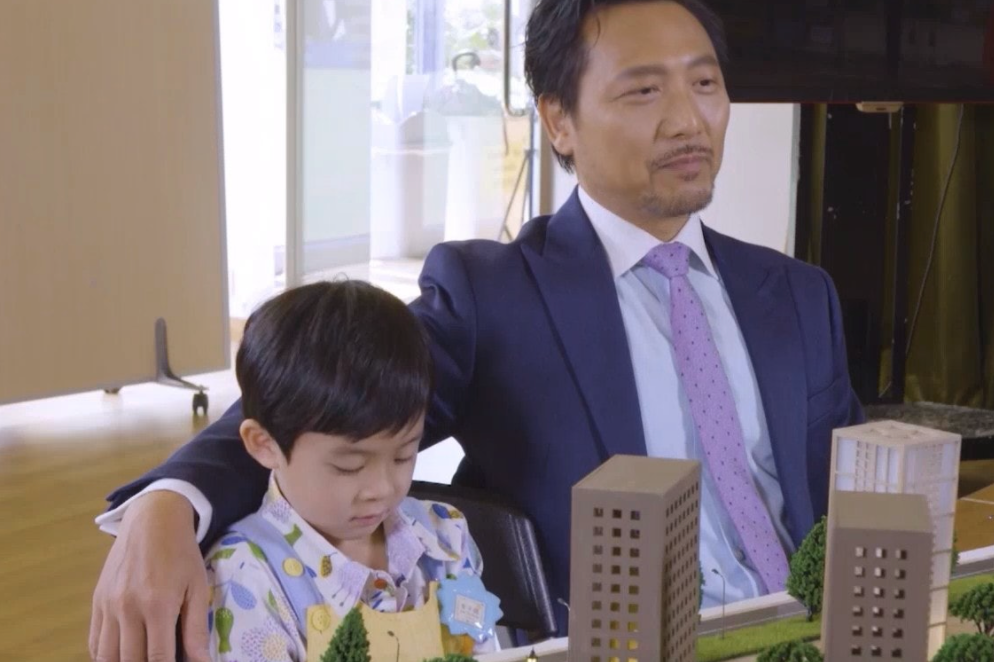 父母應該給小朋友自我挑戰的機會。