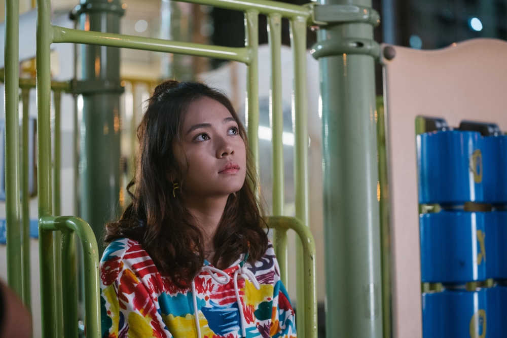 媽媽講話亦非常傷人，讓女兒相逃離家裡。