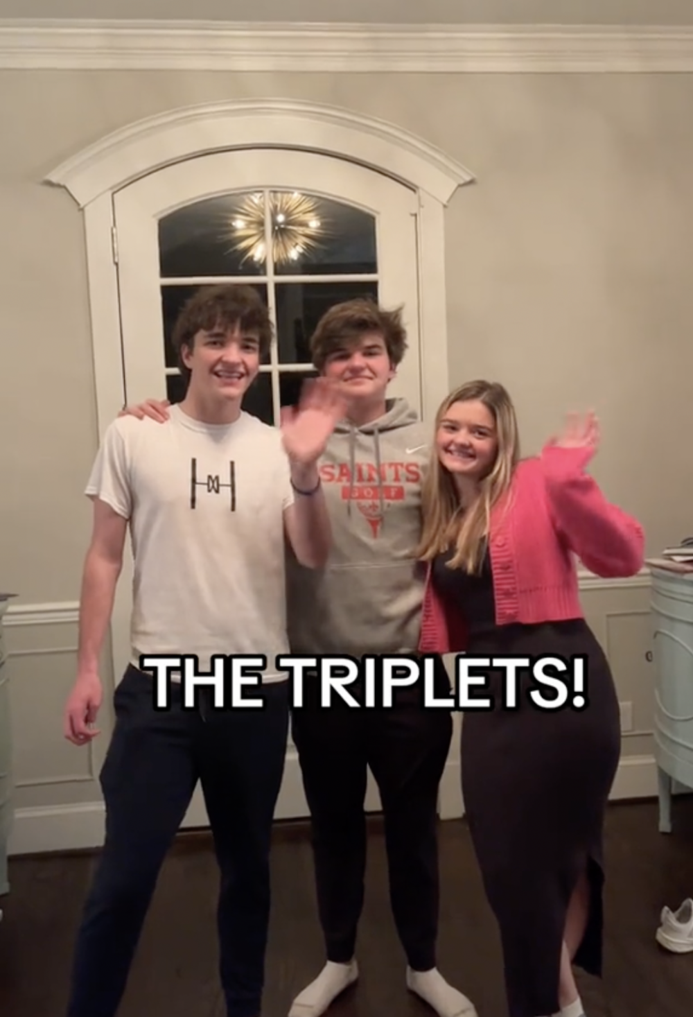 父母當年隱瞞三胞胎性格，是由於長子很注重長幼次序。