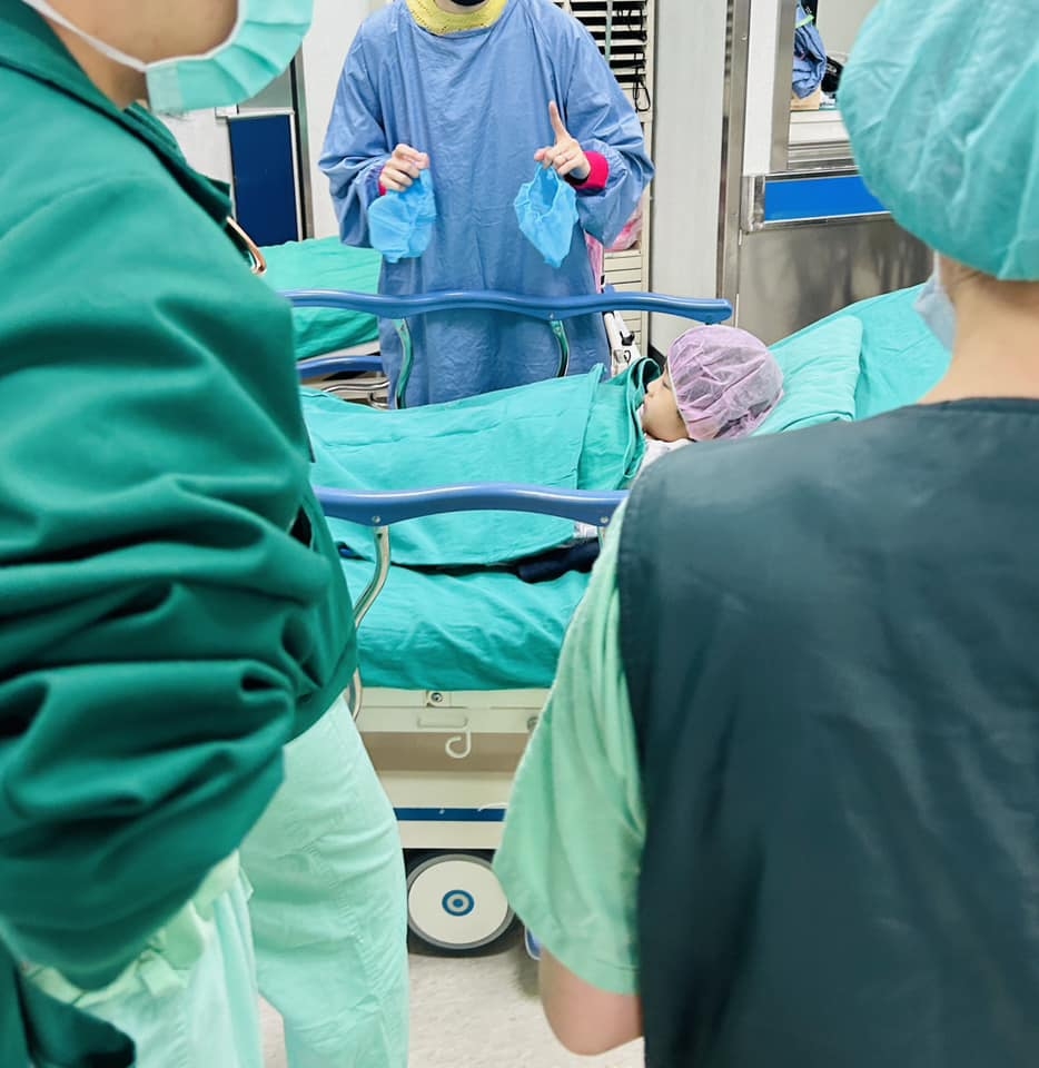 【誤吞異物】羅文裕兒子需要通過全麻手術取出硬幣。