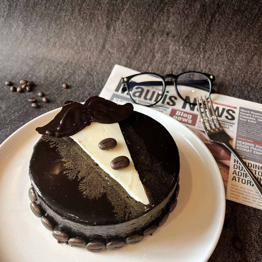 灣景國際灣景廳父親節限定蛋糕2024。