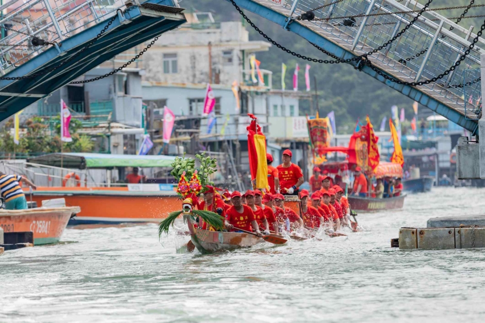 大澳端午龍舟遊涌於2011年被列入非物質文化遺產。