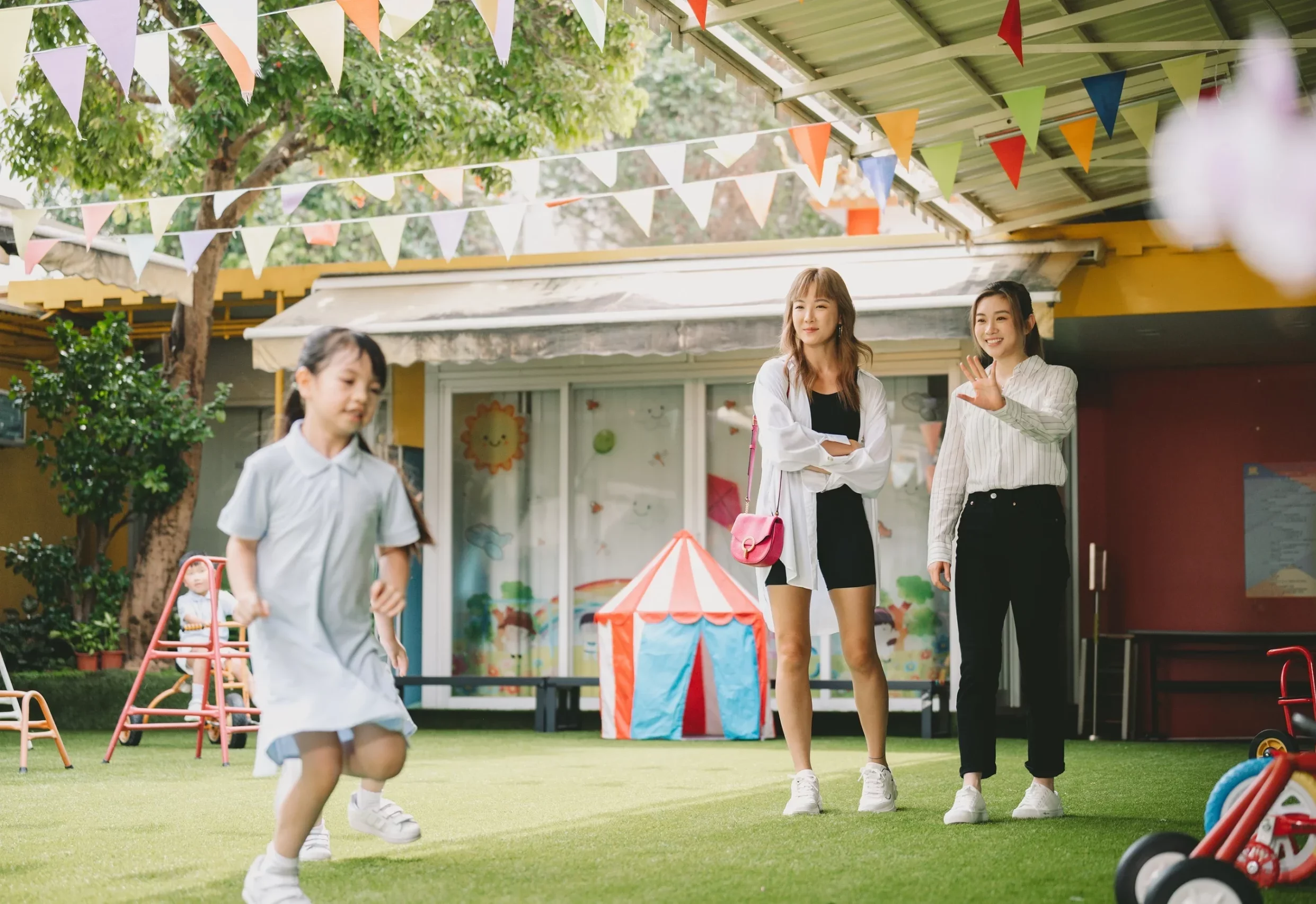 台灣嘉義一間私立幼兒園在開學第一天,有老師搞錯了兩名學生的名牌,引發烏龍事件