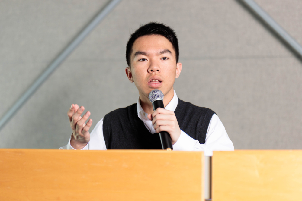 辯論有助訓練思維，對學生益處大