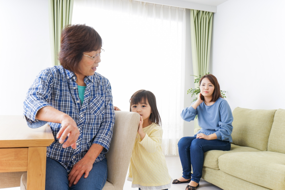 新抱認爲照顧孫子就是奶奶的責任，讓奶奶覺得心寒