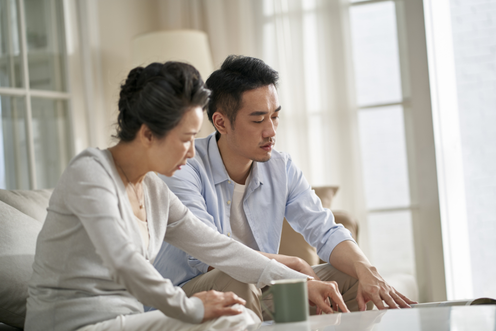 要求喜餅要大牌子，還要求先讓她試吃