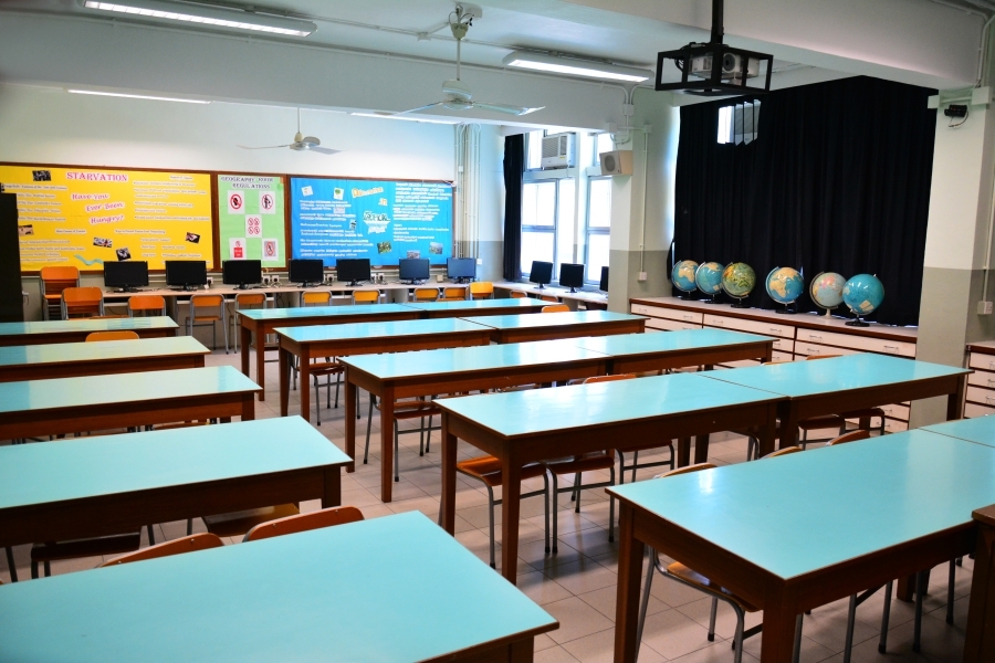 筲箕灣官立中學的升中資訊日，將有校長分享、校園參觀及活動體驗