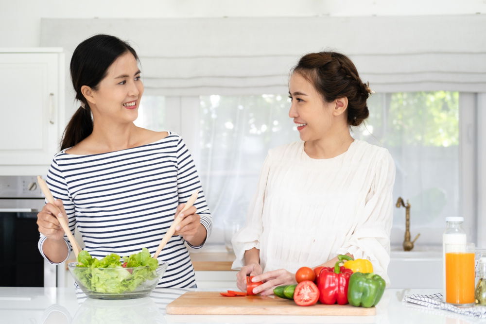女子覺得幸福，并且會報答奶奶