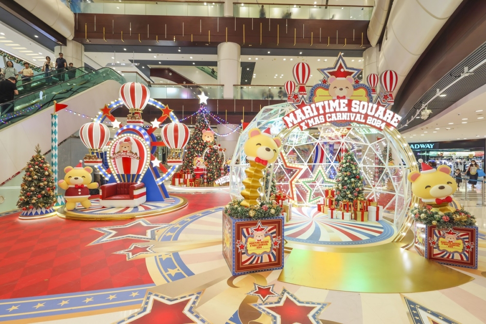 五大精緻馬戲打卡場景為大家帶來無盡歡樂與驚喜,萌趣微笑小熊將會穿梭於每個場景之中