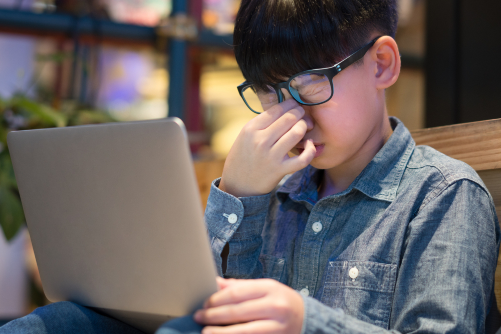 一項針對香港學童的大型研究,揭示了飲食與近視之間的潛在關聯