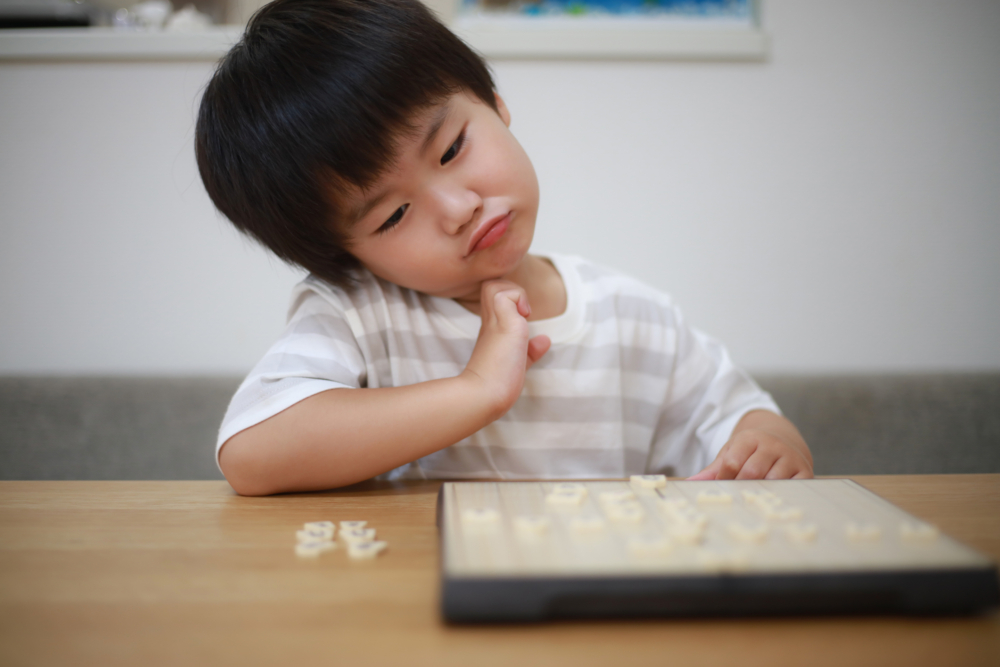 象棋對奕時，老師會觀察考生的態度