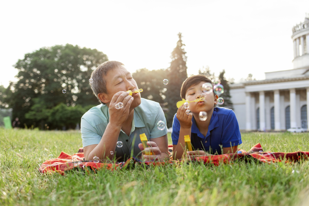進行一些需要花時間完成的遊戲，培養孩子的耐心